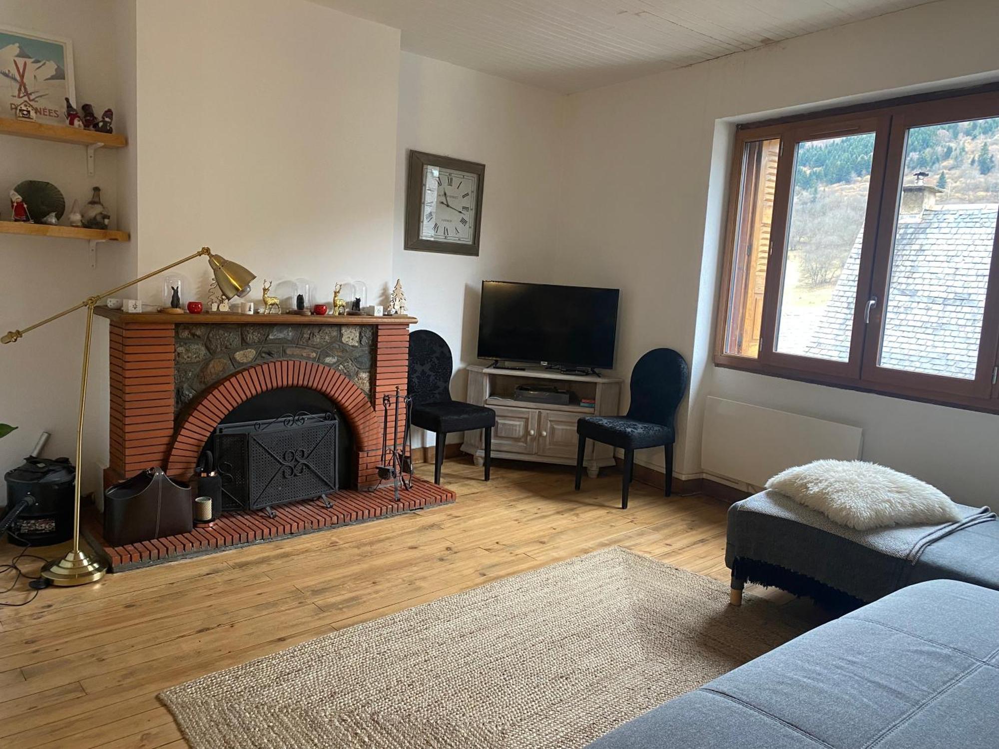 Maison Pyrenees Saint-Aventin Eksteriør billede
