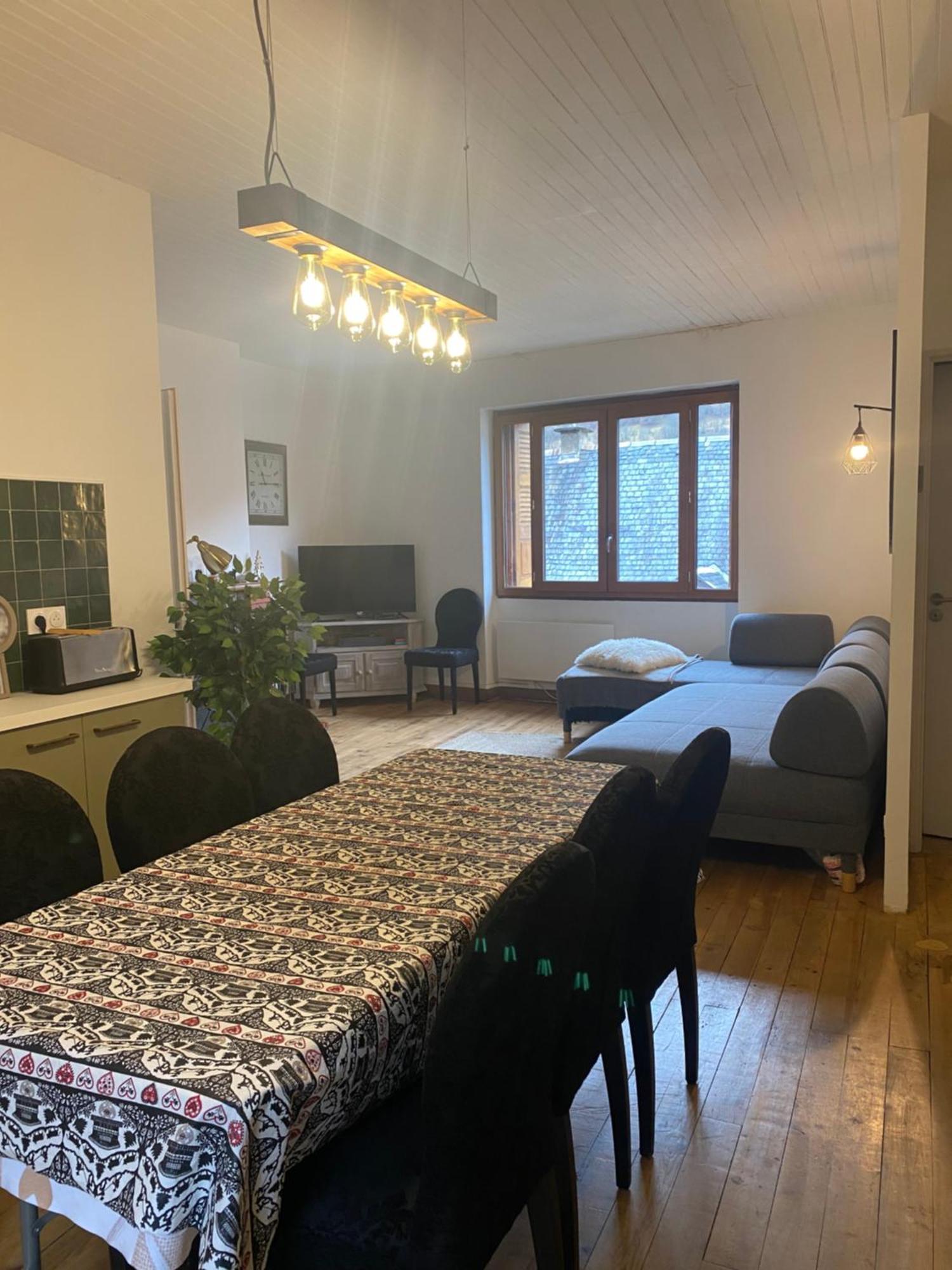 Maison Pyrenees Saint-Aventin Eksteriør billede